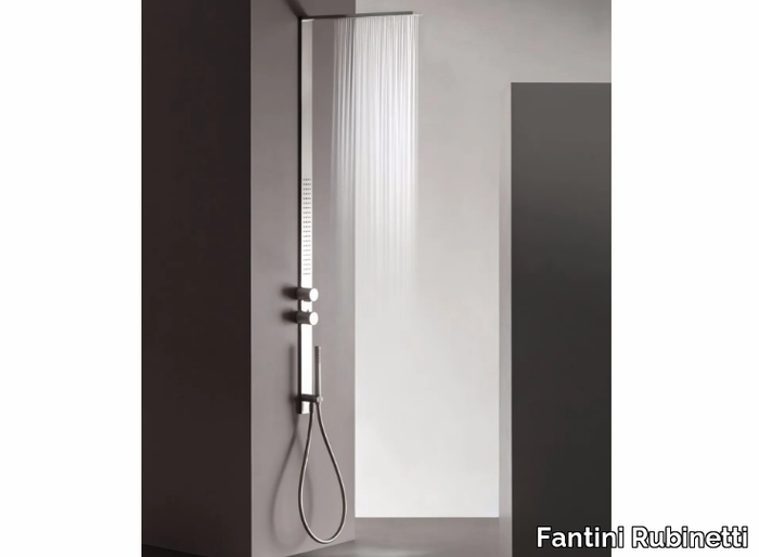 MILANOSLIM-Shower-panel-Fantini-Rubinetti-161427-rel5f719c20.jpg