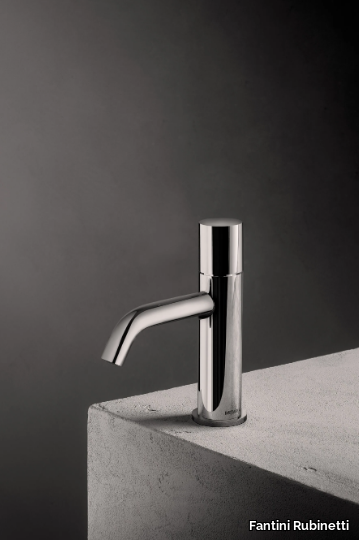 nostromo-e903-washbasin-mixer-fantini-rubinetti-542101-rel2744a78a.jpg