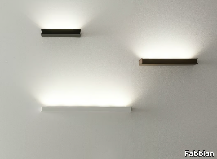 QUARTER - LED aluminium wall light _ Fabbian