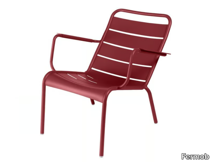 LUXEMBOURG - Stackable aluminium garden armchair with armrests _ Fermob