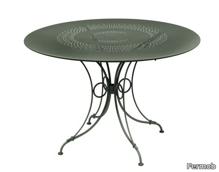 1900-Round-table-Fermob-362774-rel46d608e6.jpg