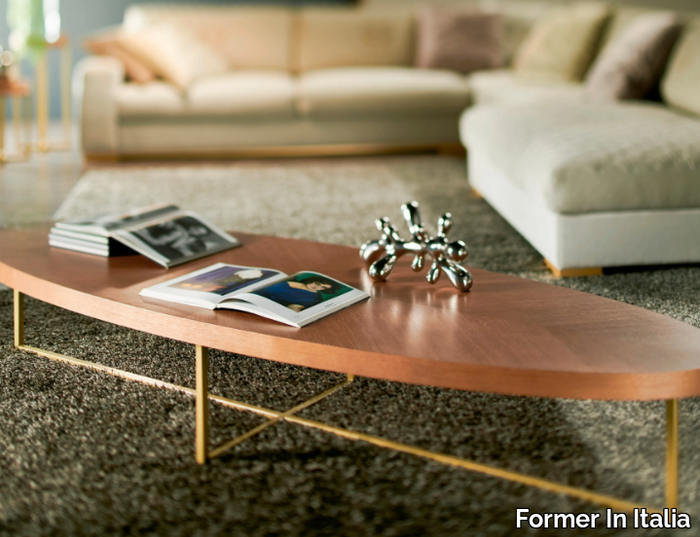 SALÒ - Low oval wooden coffee table _ Former In Italia