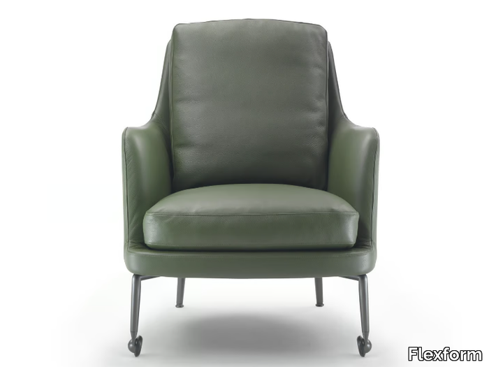 MARLEY - Leather armchair with castors _ Flexform