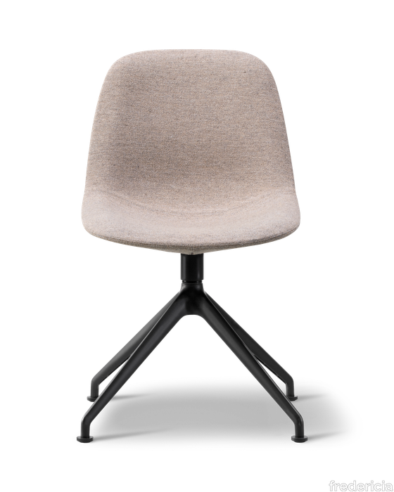 Eyes Swivel Chair