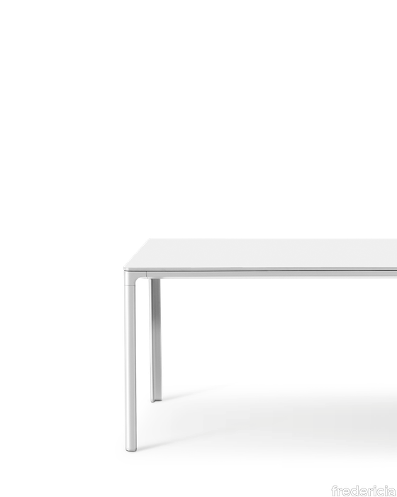 Mesa Table - Model 4618