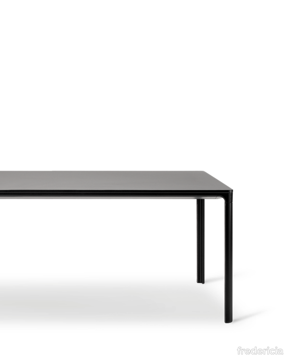 Mesa Table - Model 4625