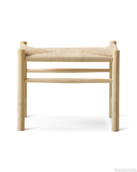 Wegner J16 Stool