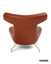 1000_wegner-ox-chair--easy-chair_50841_leather-cera-905-russet-brown_v3