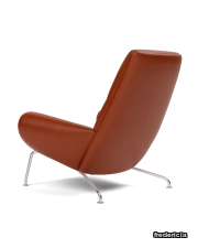 1010_wegner-queen-chair--easy-chair_50841_leather-cera-905-russet-brown_v4