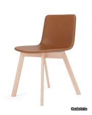 4222_pato-wood-base-chair_104-51307_oak-lacquered-leather-omni-307-cognac_v2