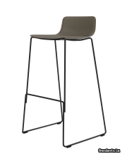 4310_pato-sledge-stool--sledge-base_07-tall_tall-quartz-grey_v2