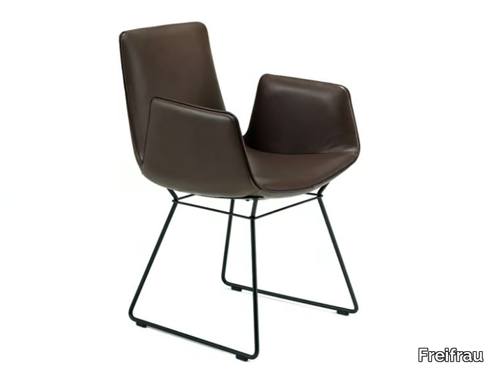 AMELIE ARMCHAIR - Sled base leather chair with armrests _ Freifrau