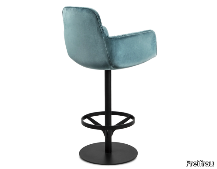 leya-counter-armchair-high-freifrau-manufaktur-639943-reledde60d0.jpg