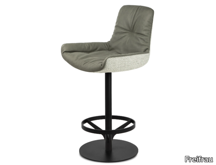 leya-kitchen-armchair-low-freifrau-manufaktur-639958-rel6daa21b5.jpg