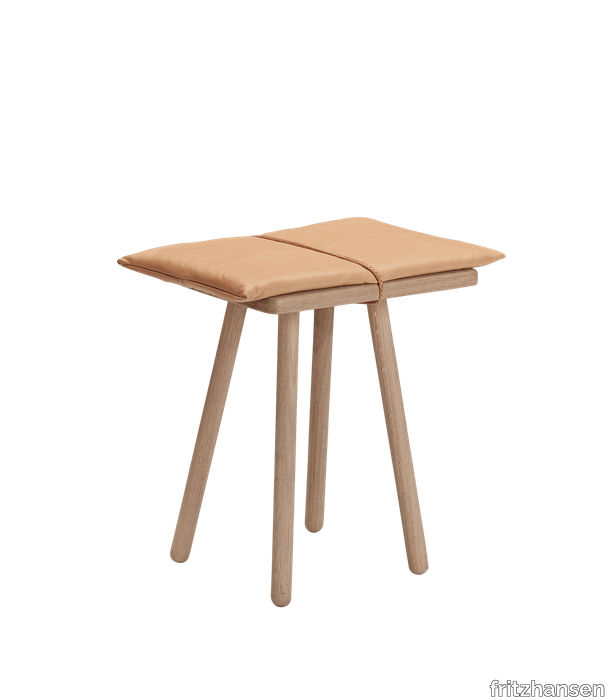 Georg Jubilee Stool