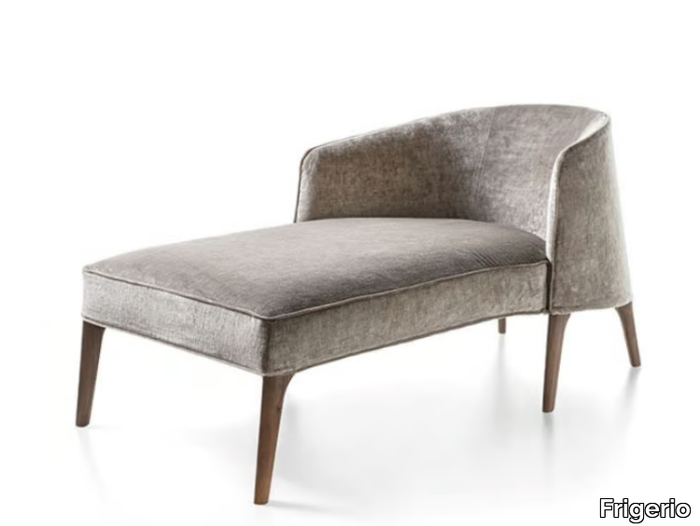 JACKIE-Day-bed-Frigerio-215182-rel9e286be9.jpg