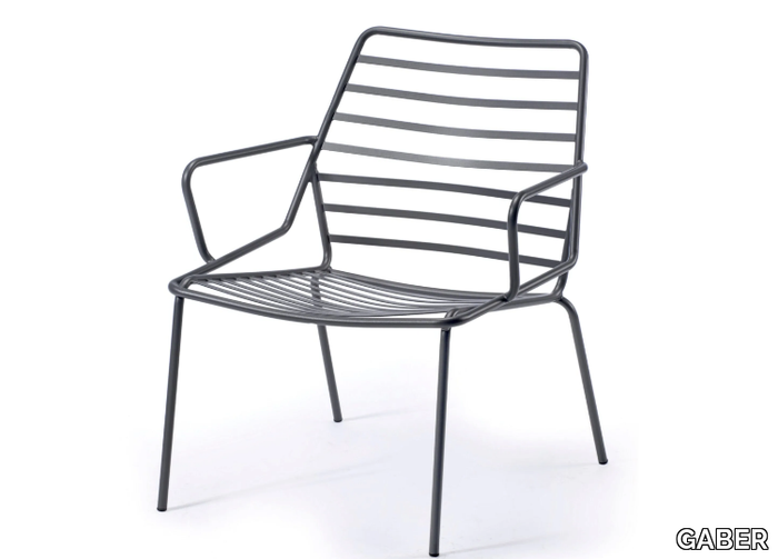 LINK LOUNGE - Garden painted metal easy chair with armrests _ GABER