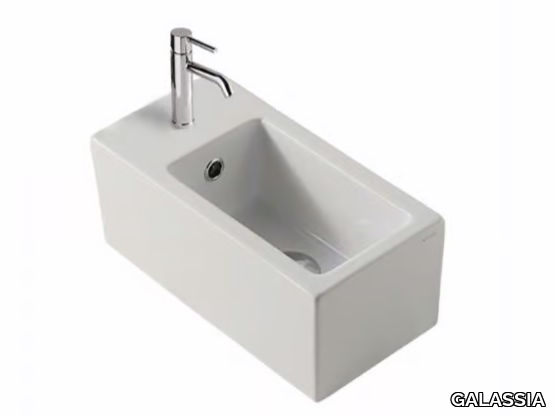 PLUS-DESIGN-40-Washbasin-GALASSIA-217046-releb452a3c.jpg