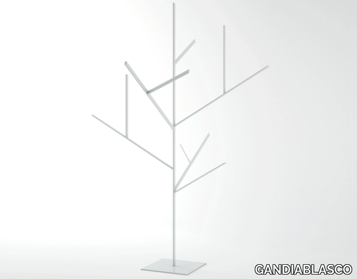 BLAU - Tree Lamp _ GANDIABLASCO