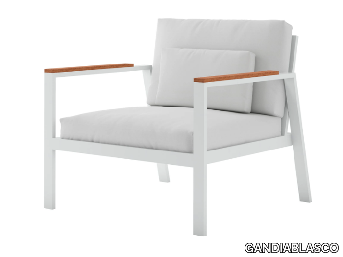 TIMELESS-Armchair-GANDIABLASCO-337512-relfe972976.jpg