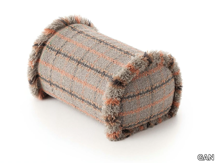 GARDEN LAYERS TERRACOTTA - Roll tartan outdoor polypropylene cushion _ GAN