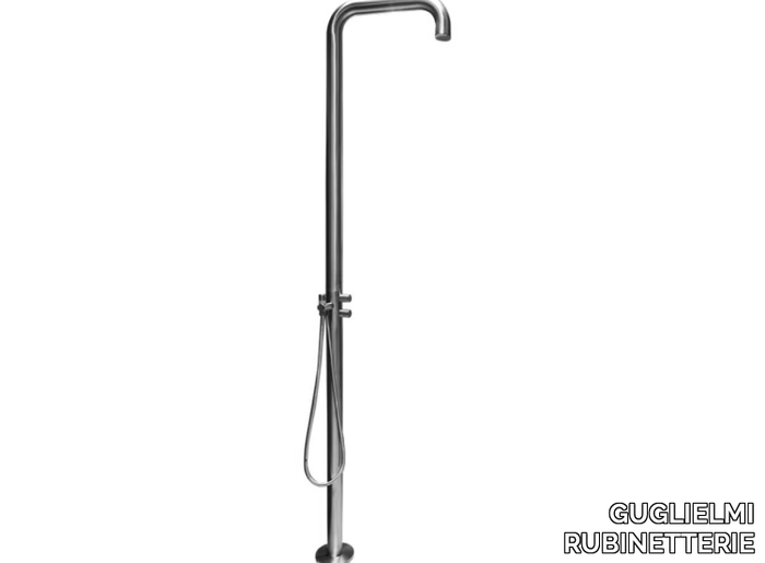 outdoor-shower-guglielmi-446010-rel7ec9772e.jpg