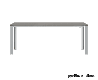 Extenso large table with aluminium legs