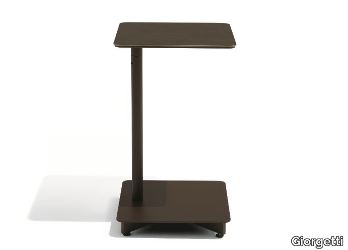 APSARA - Square steel side table _ Giorgetti