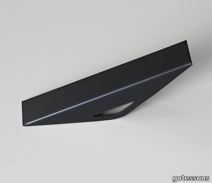 P_641051_gotessons_black.jpg