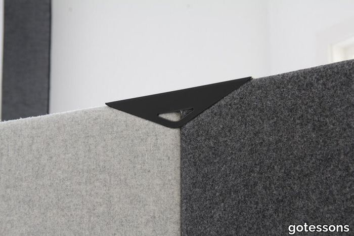 P_641051_gotessons_img1_black.jpg