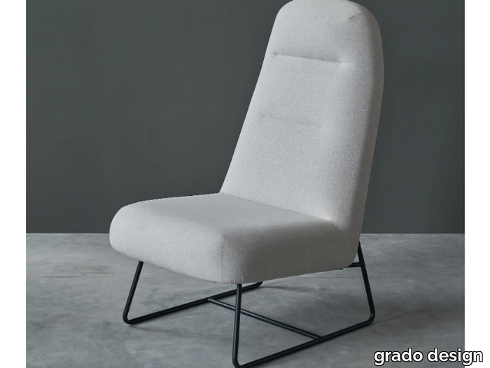 PUFFY-Sled-base-armchair-Grado-Design-449837-rel7f550600.jpg