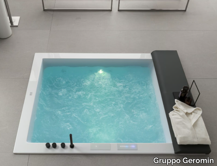 MINERVA - Hydromassage bathtub _ Gruppo Geromin