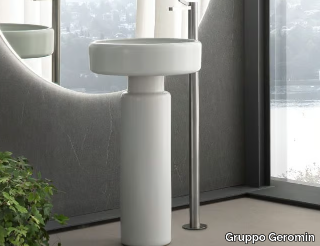 VIGNO - Freestanding ceramic washbasin _ Gruppo Geromin