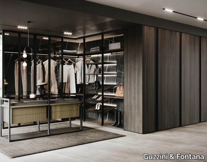 NAKED - Custom sectional glass and aluminium walk-in wardrobe _ Guzzini & Fontana