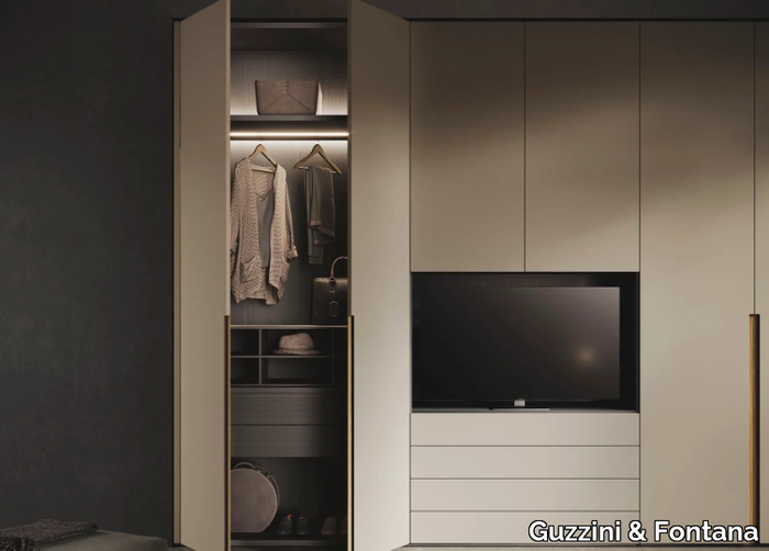 STAGE - Custom sectional wardrobe with drawers _ Guzzini & Fontana