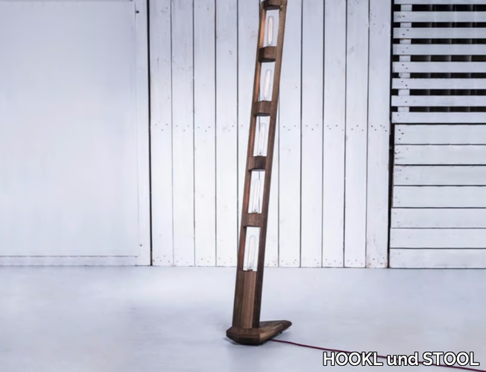 TOTEM - Handmade wooden floor lamp _ HOOKL und STOOL