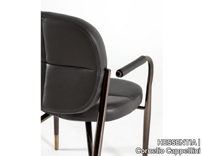 FYRA-Leather-chair-HESSENTIA-Cornelio-Cappellini-560123-relaa3a629.jpg