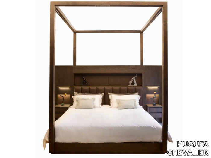 MALAQUAIS - Wooden canopy bed _ HUGUES CHEVALIER