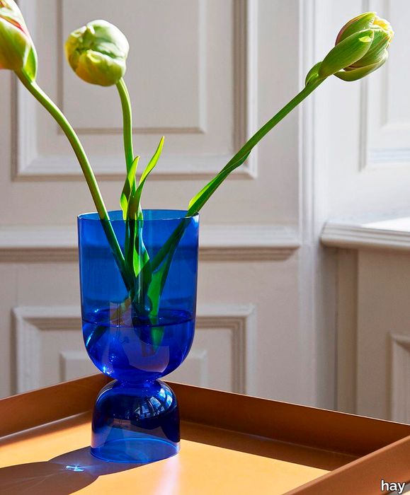 Bottoms Up Vase