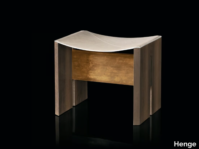 RIO - Wooden stool with leather seat and brass details _ Henge