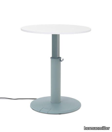 OE1-Sit_To_Stand_Desk-C-Studio_White-Glacier-UP_460x540_crop_center.jpg