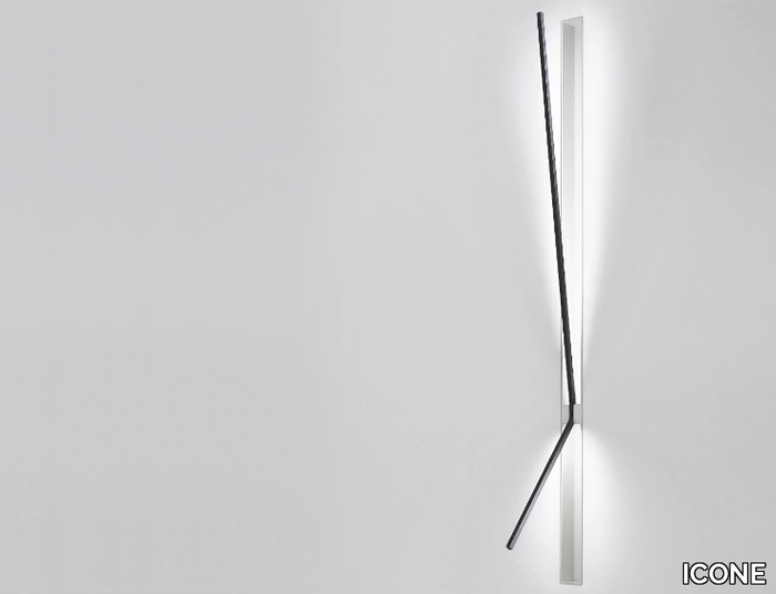 Spillo 2i - LED recessed brass wall lamp with swing arm _ ICONE