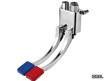 02068 - Pedal Wall-Mounted tap for public WC _ IDRAL