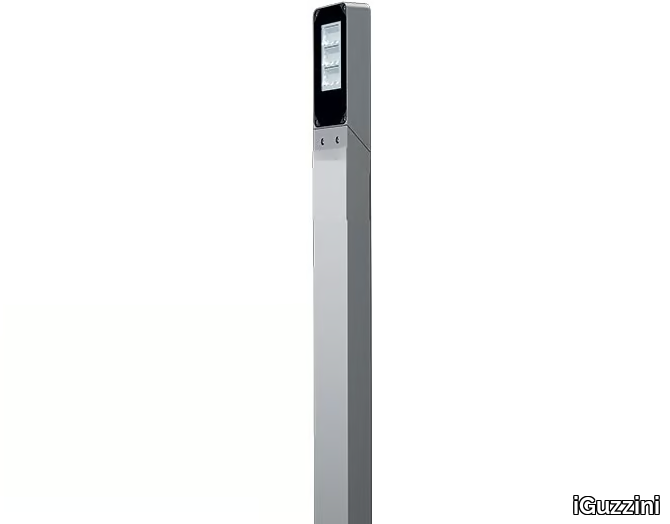 LANDER VERTICAL - LED extruded aluminium bollard light _ iGuzzini