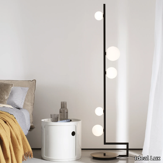 birds-pt5-ideal-lux-632311-rel56595493.jpg