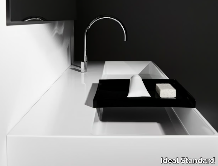 SOLOS - Rectangular Diamatec® washbasin _ Ideal Standard