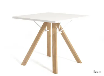 LAB - Square table _ Inno