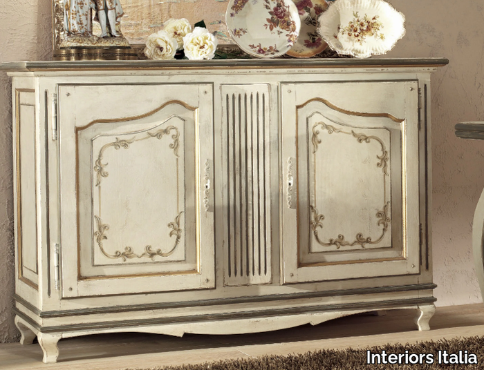 PR102 - Solid wood sideboard with doors _ Interiors Italia