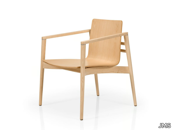 AVA M1169W - Beech easy chair with armrests _ JMS