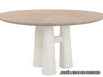 PETRA - Round oak dining table _ JOSÉ LEITE DE CASTRO